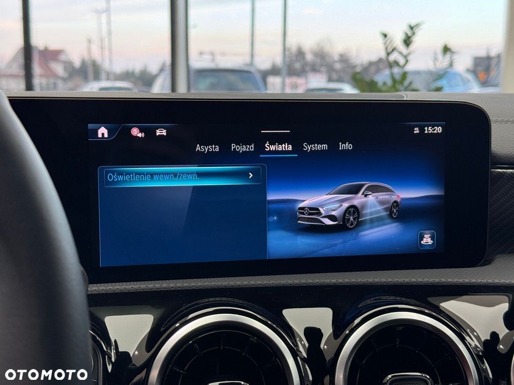 Mercedes-Benz CLA - 36