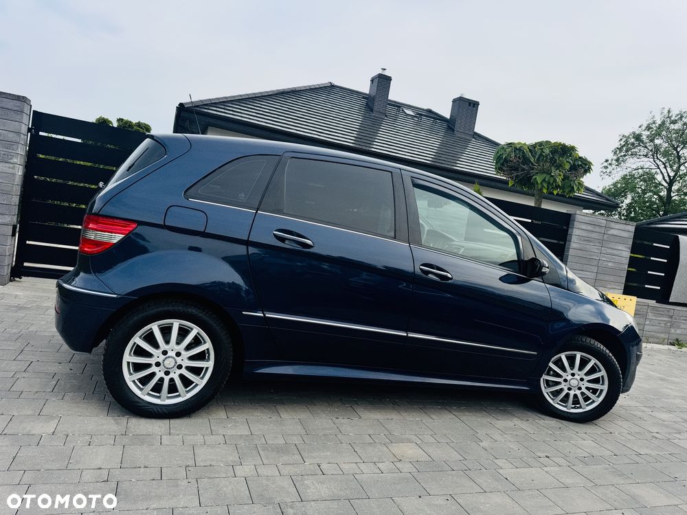 Mercedes-Benz Klasa B 200 Special Edition - 31