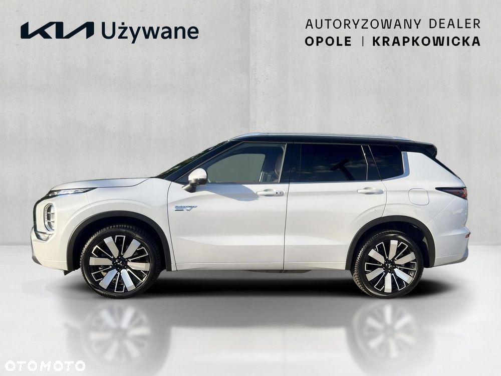 Mitsubishi Outlander - 3