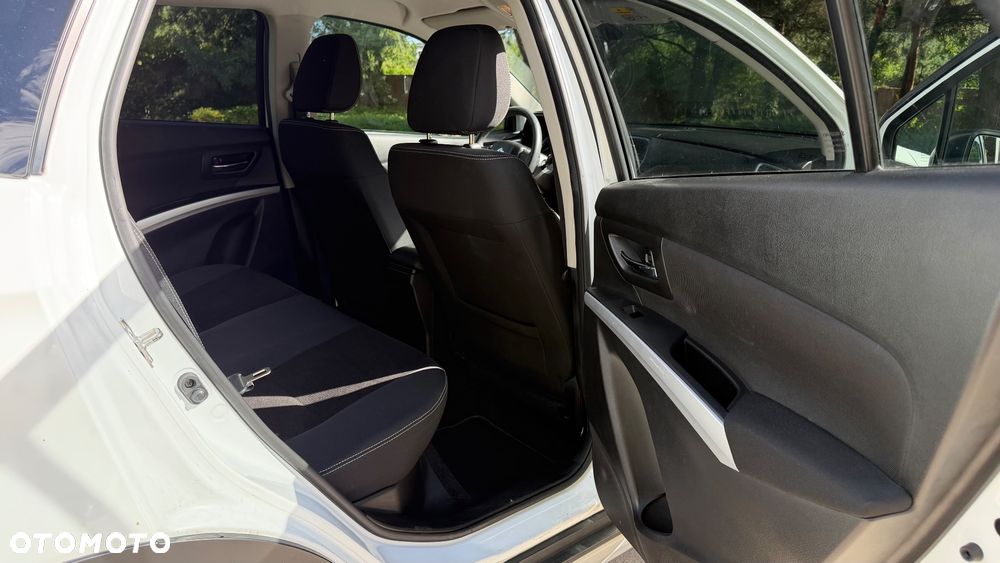 Suzuki S-Cross - 11
