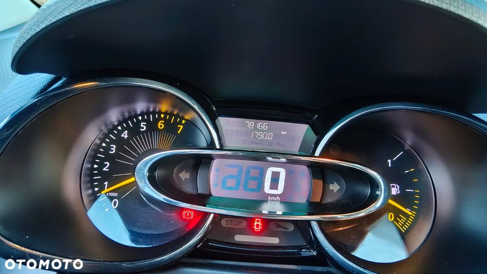 Renault Clio 1.2 16V 75 Experience - 22