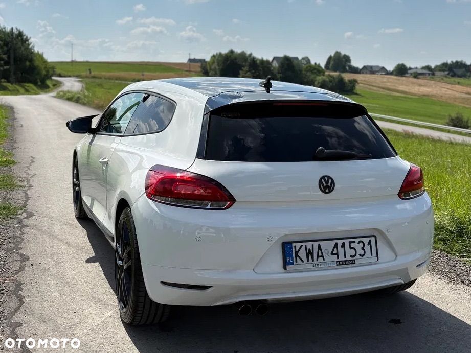 Volkswagen Scirocco 2.0 TDI DSG - 8