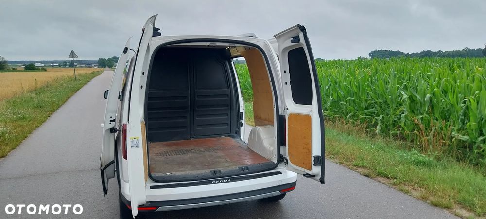 Volkswagen Caddy alltrack - 19