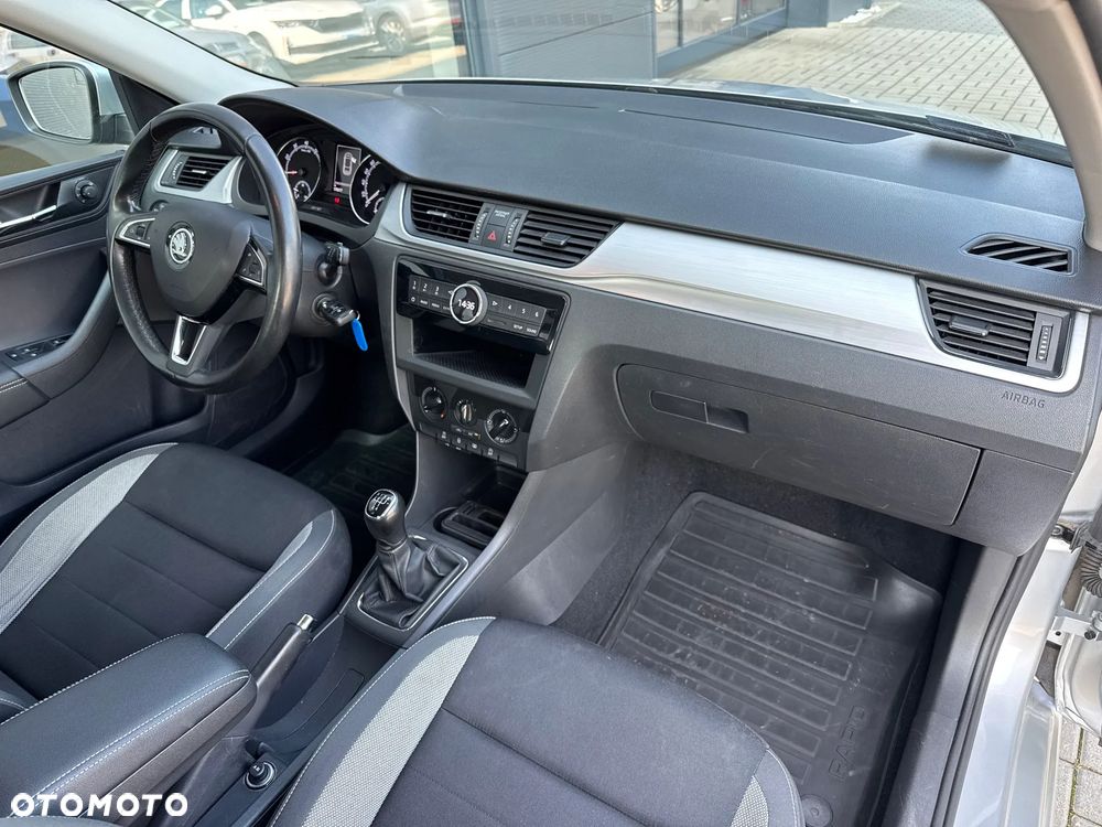 Skoda RAPID 1.0 TSI Ambition - 8