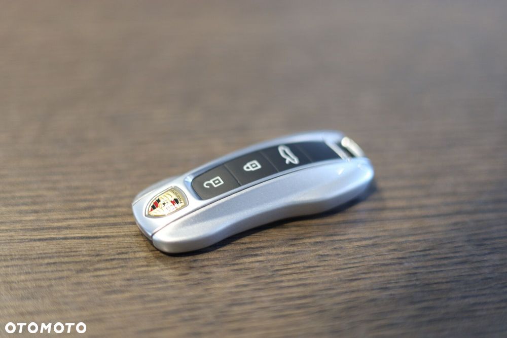 Porsche 911 Carrera S - 27