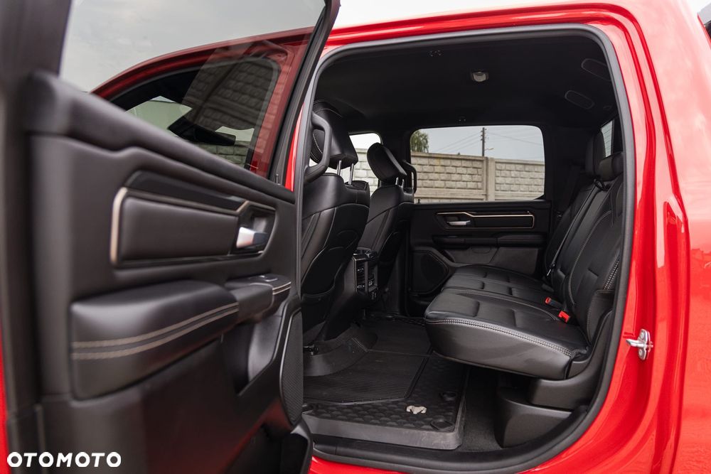 Dodge RAM 1500 5.7 4x4 - 19