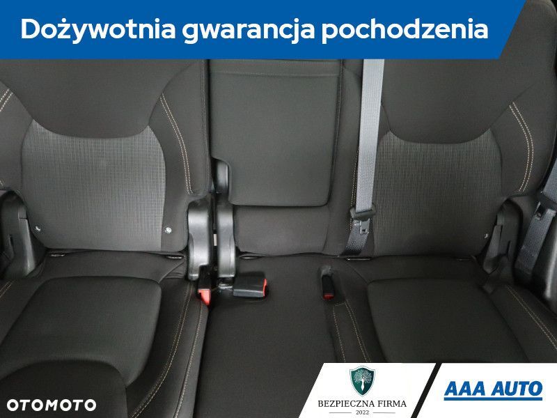 Jeep Cherokee - 12