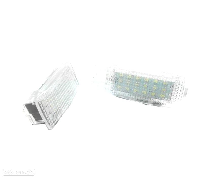 LUZES LED PARA LUZ DE PÉS E DE PORTAS BMW F30 F20 E84 F01 F02 E F03 - 1