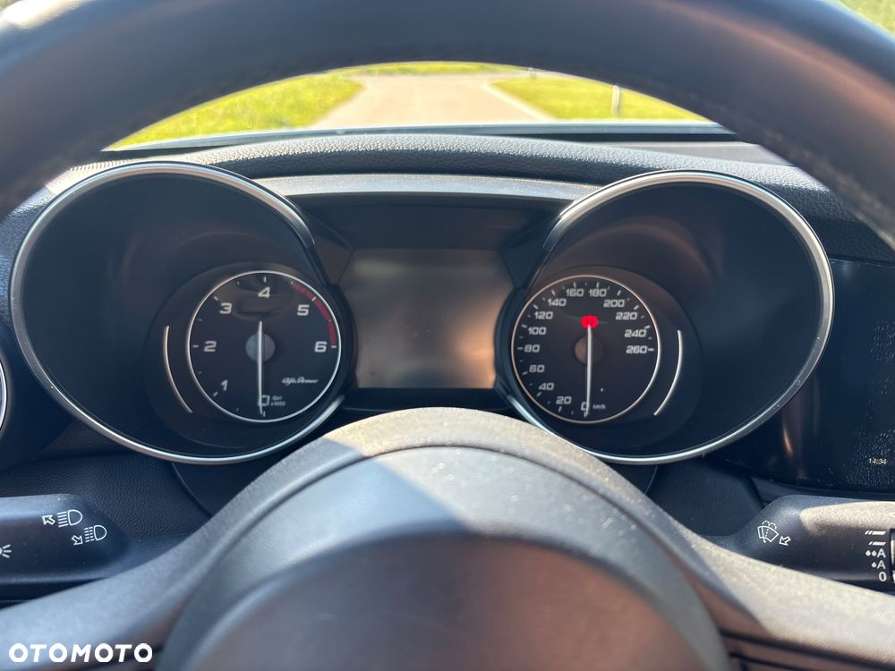 Alfa Romeo Giulia 2.2 D Turbo Super - 20