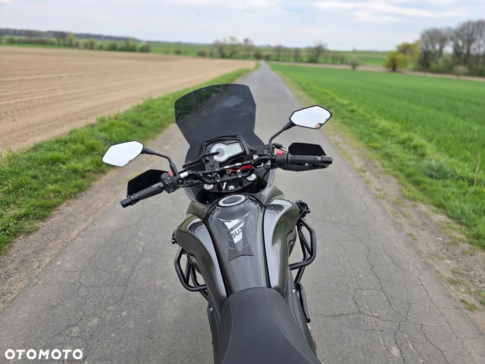 Suzuki V-STROM - 6