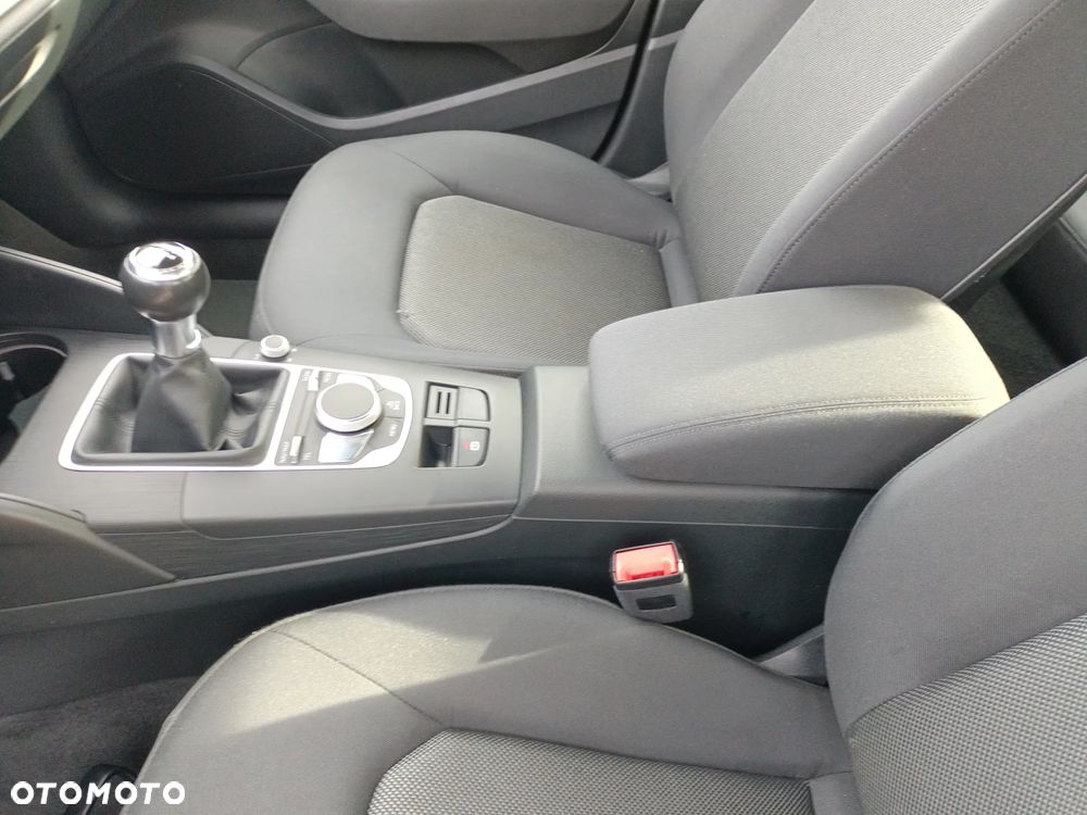 Audi A3 Sportback - 25