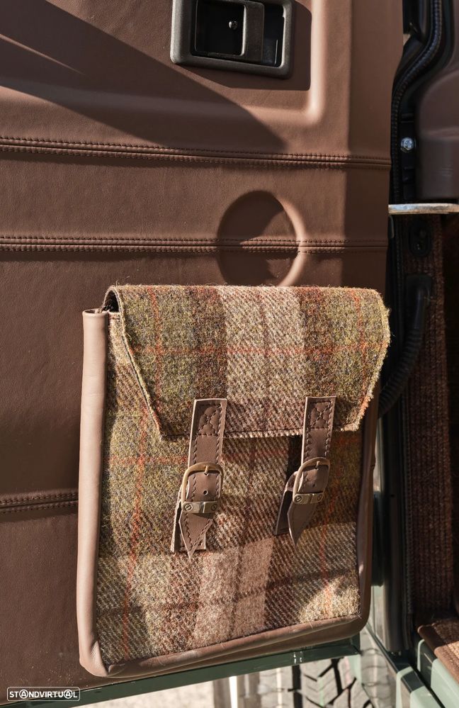 Land Rover Defender 90 SW 2.4 CRD SE - 5