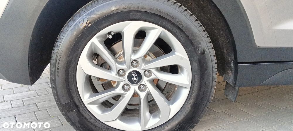 Hyundai Tucson 2.0 CRDi 2WD Trend - 18