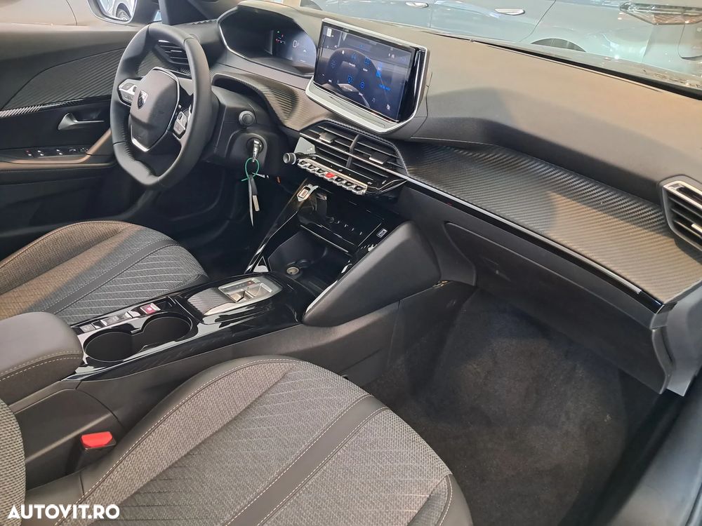 Peugeot 2008 Hybrid 145 e-DSC Allure - 22