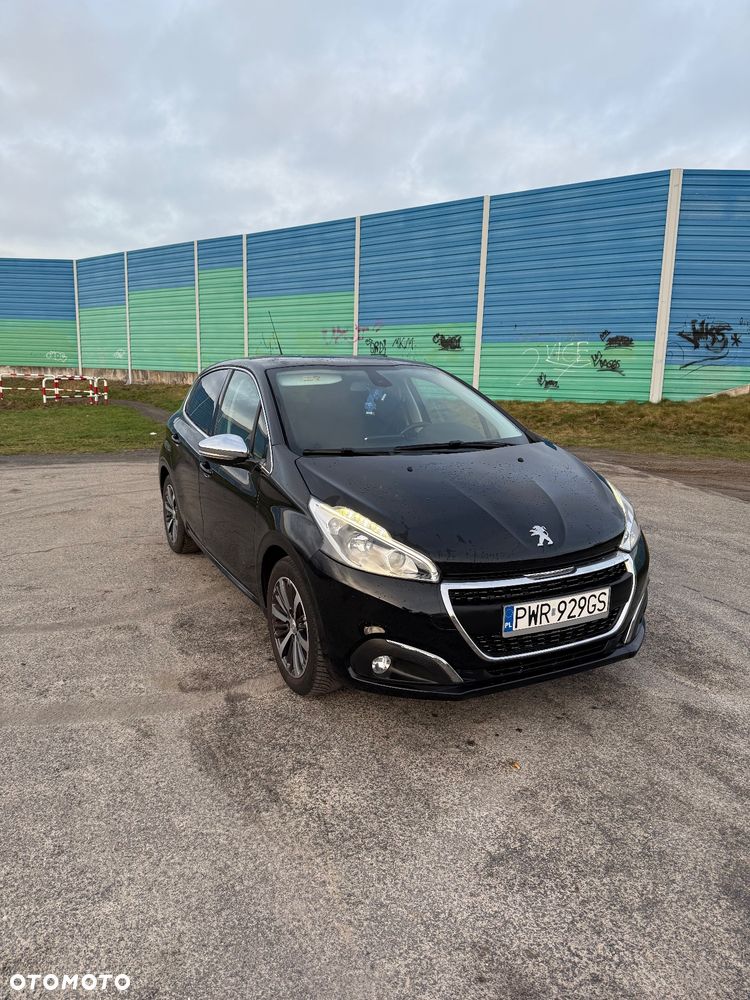 Peugeot 208 1.2 PureTech Allure - 1