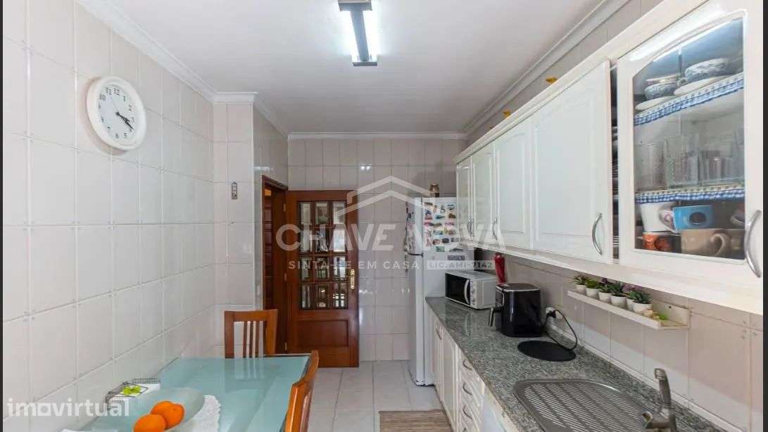 T2+1 c/ Lugar de Garagem em Oliveira do Douro - Grande imagem: 3/13