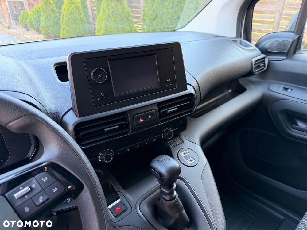 Toyota ProAce L1H1 1,0 130 KM - 16