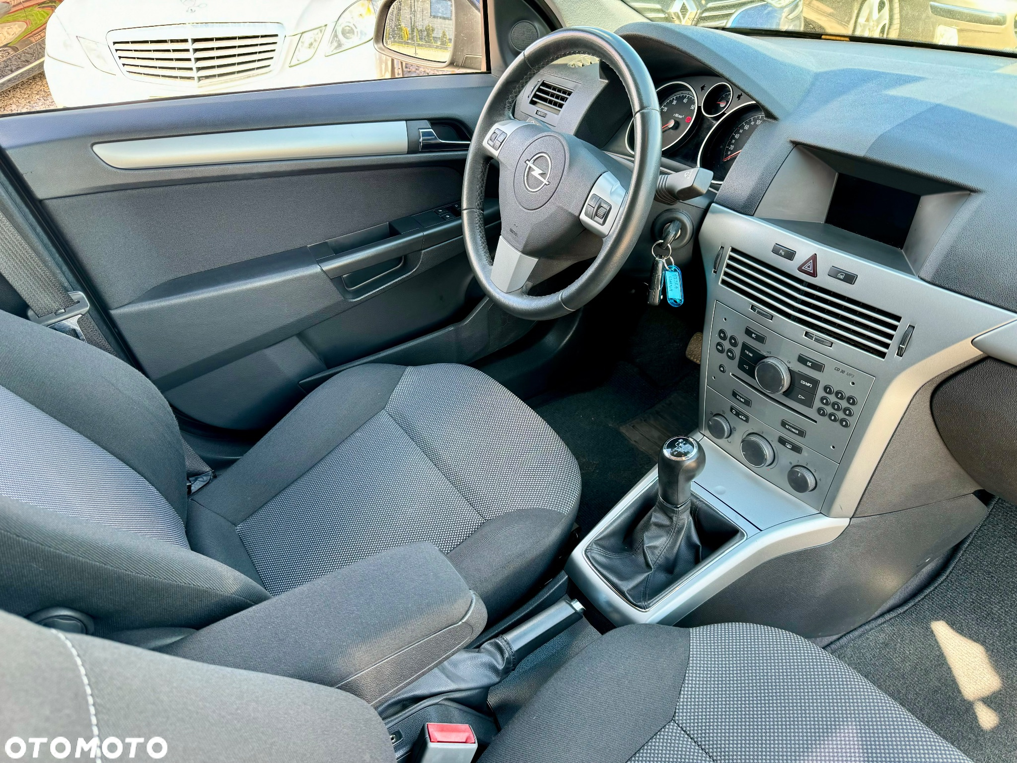 Opel Astra - 2