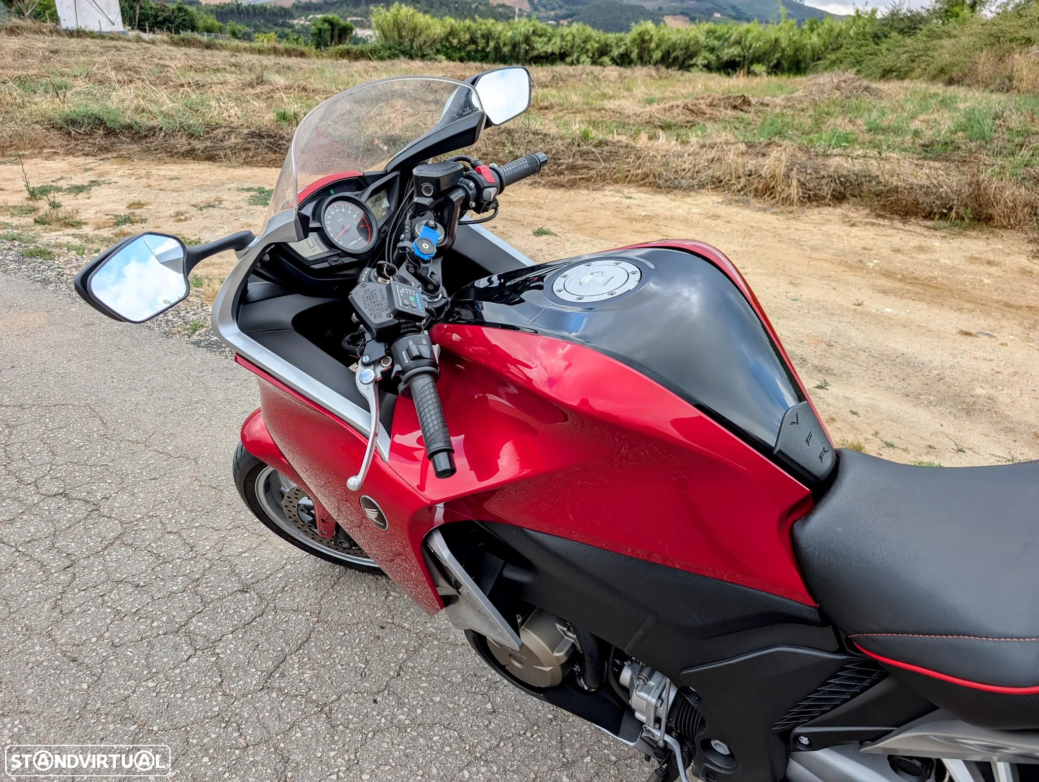 Honda VFR 1200F - 13