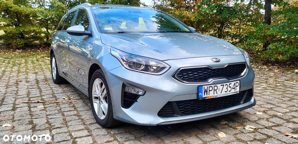 Kia Ceed 1.6 CRDi SCR M - 2