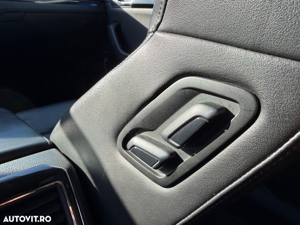 Skoda Superb 2.0 TDI DSG L&K - 20