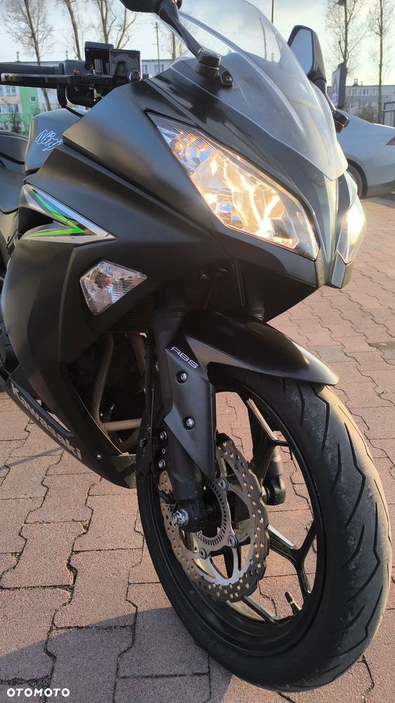 Kawasaki Ninja 300 ABS - 5