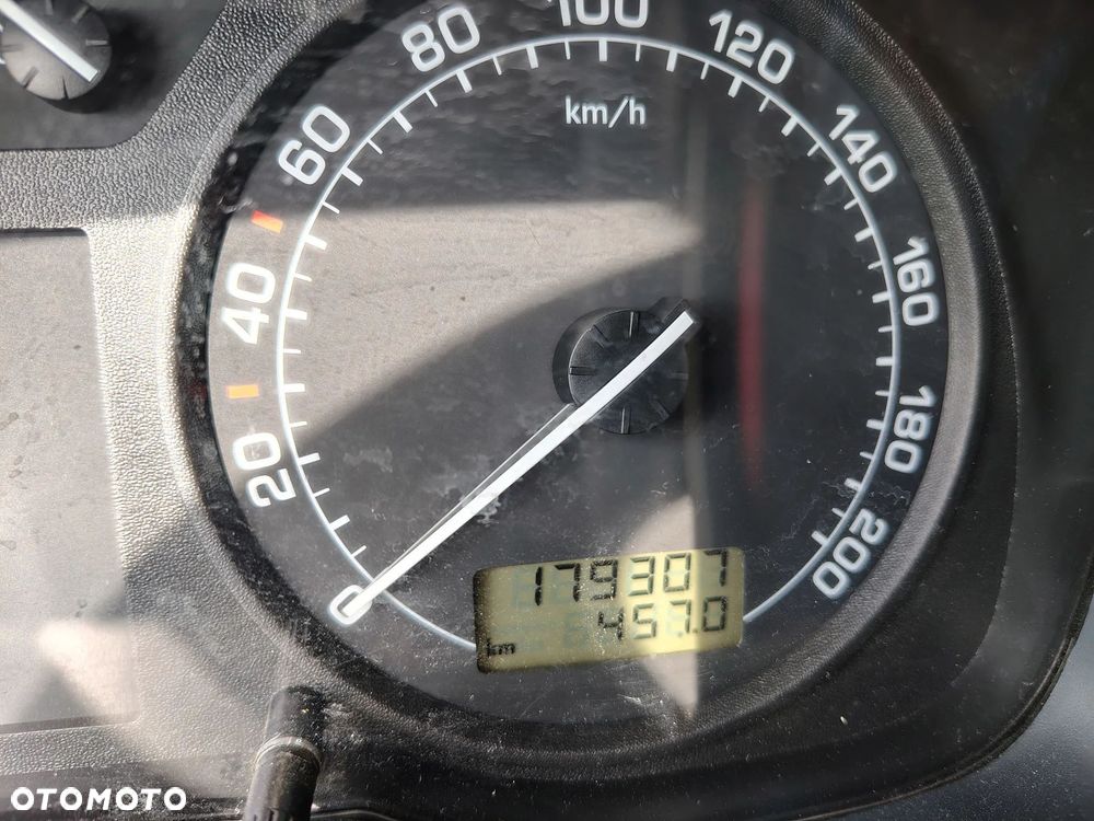 Skoda Octavia - 6