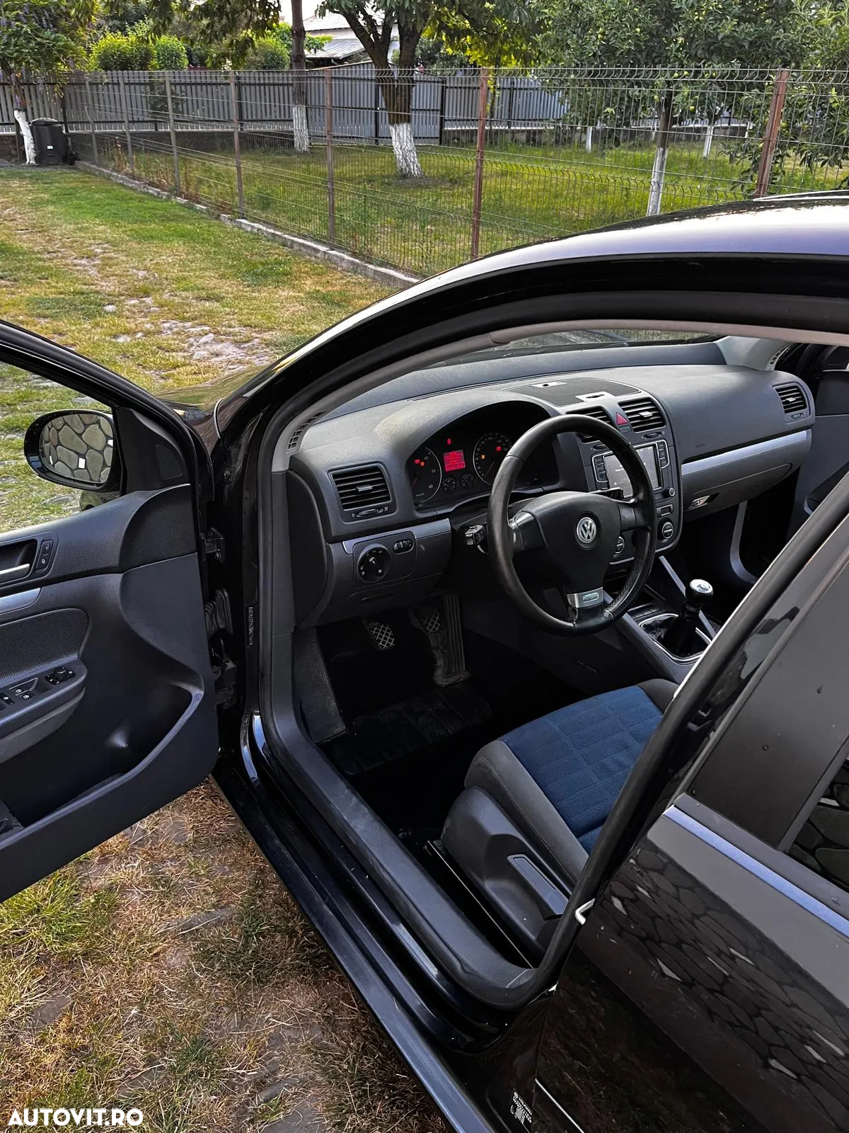 Volkswagen Golf 1.9 TDI Comfortline DPF - 2
