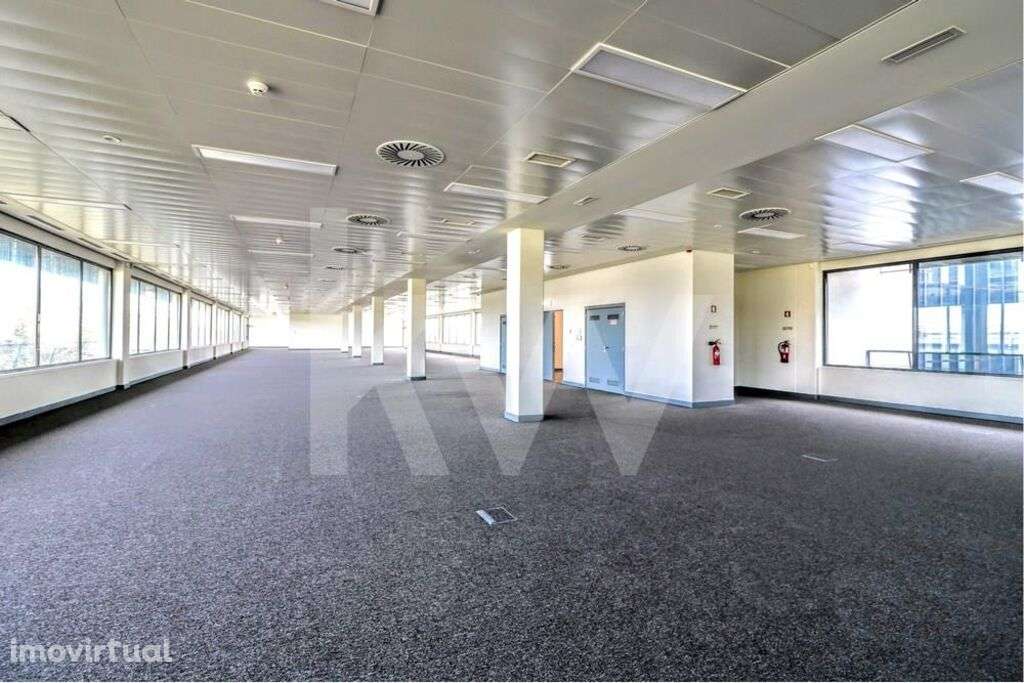 Escritório Inovação com 987 m2 no TAGUS PARK - Grande imagem: 4/16