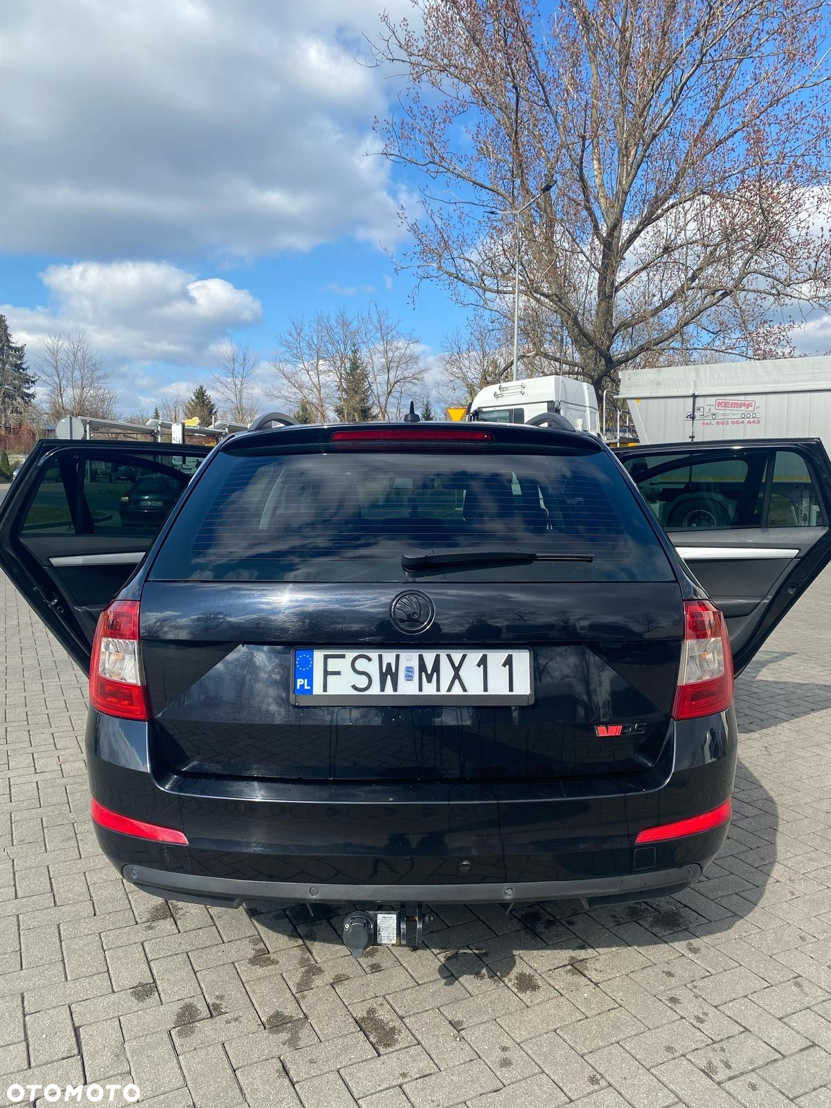 Skoda Octavia 1.6 TDI DPF DSG Elegance - 9