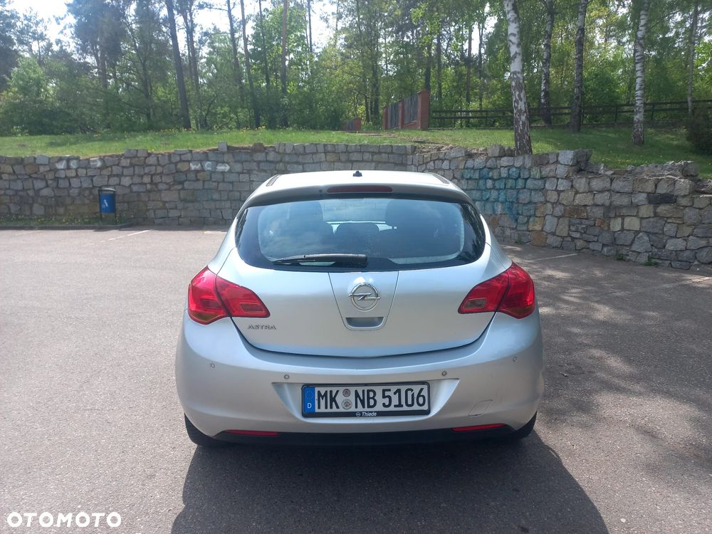 Opel Astra 1.6 Edition Sport - 5