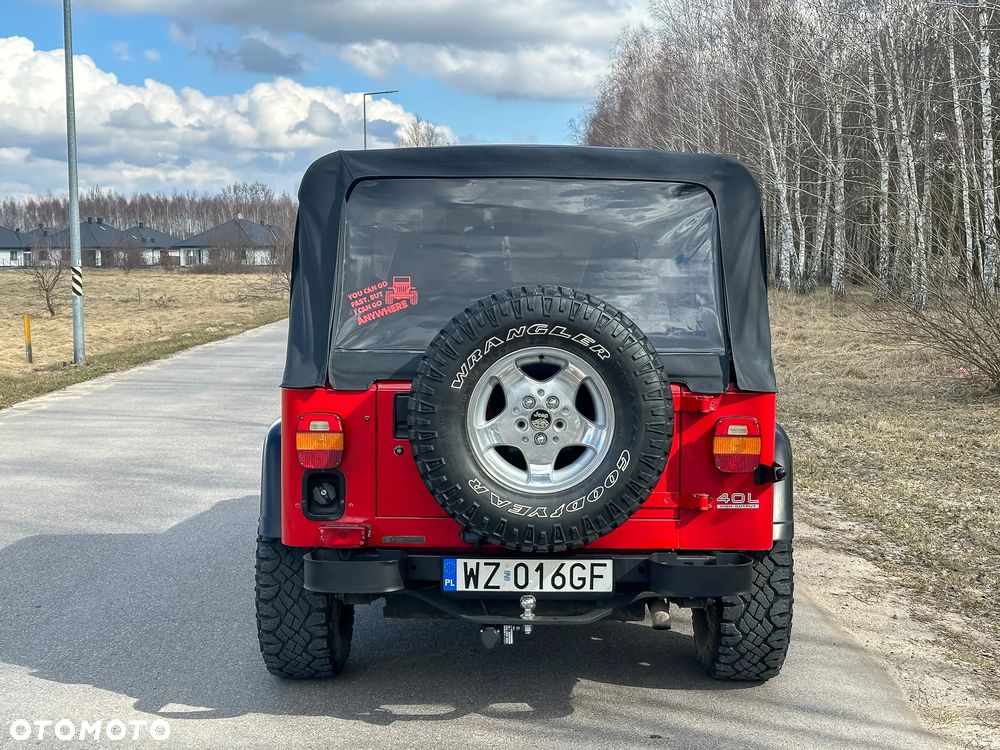 Jeep Wrangler 4.0 Sport - 8
