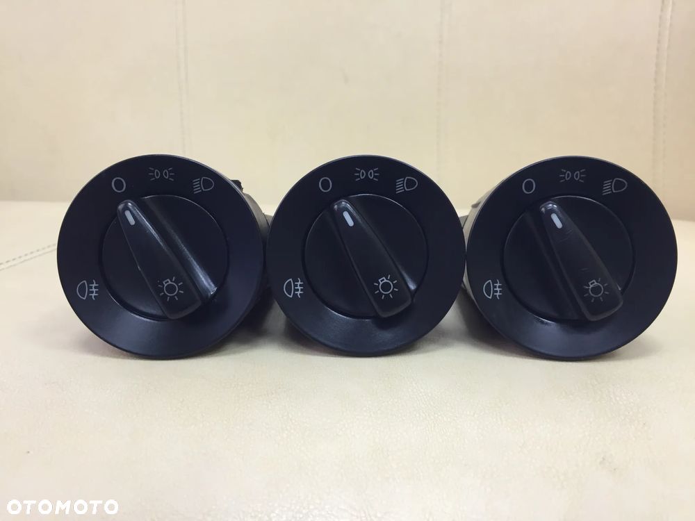 PRZEŁĄCZNIK WŁĄCZNIK ŚWIATEŁ VW PASSAT B5 FL/ BORA/ GOLF IV 1C0941531 LUB 1C0941531A - 17