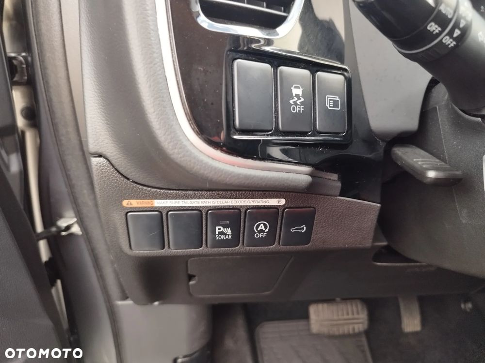 Mitsubishi Outlander 2.0 4WD CVT Diamant Edition+ - 18