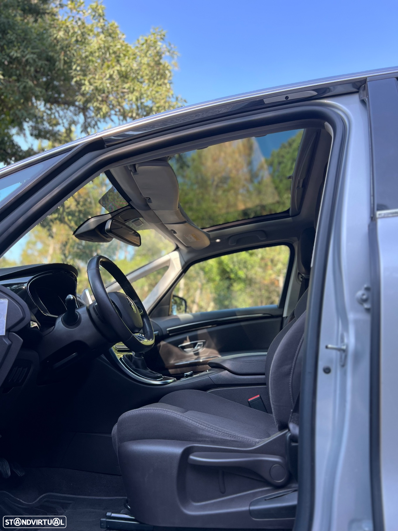 Renault Espace 1.6 dCi Zen - 18