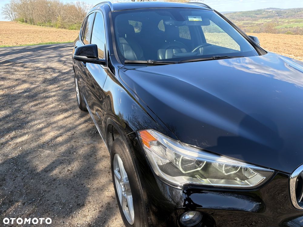BMW X1 xDrive20i - 11