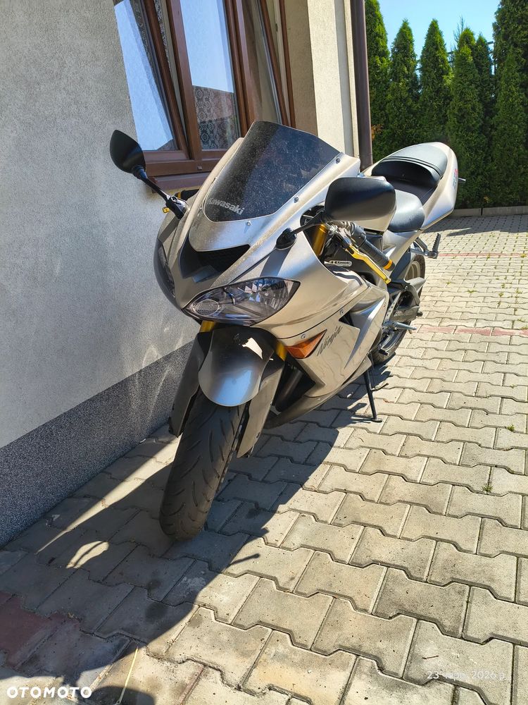 Kawasaki ZXR - 2