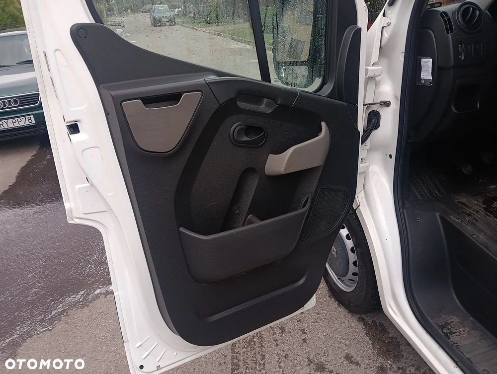 Renault Master - 11