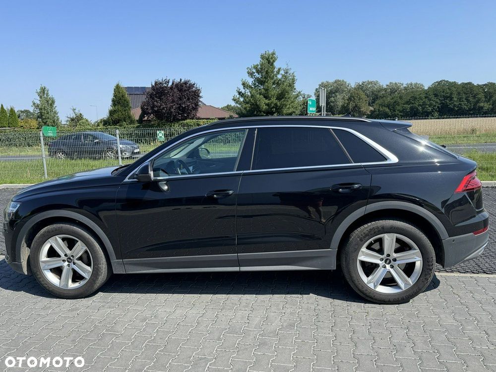 Audi Q8 55 TFSI quattro tiptronic - 8