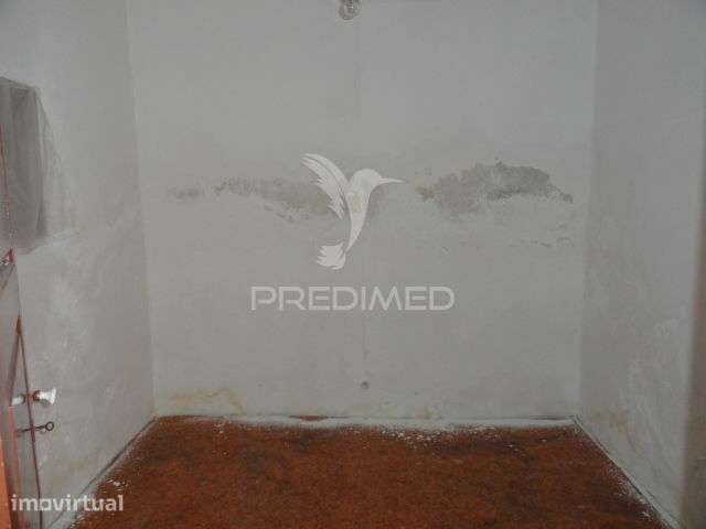PRÉDIO COMPOSTO POR 4 APARTAMENTOS T1 EM MONTARGIL - Grande imagem: 3/13