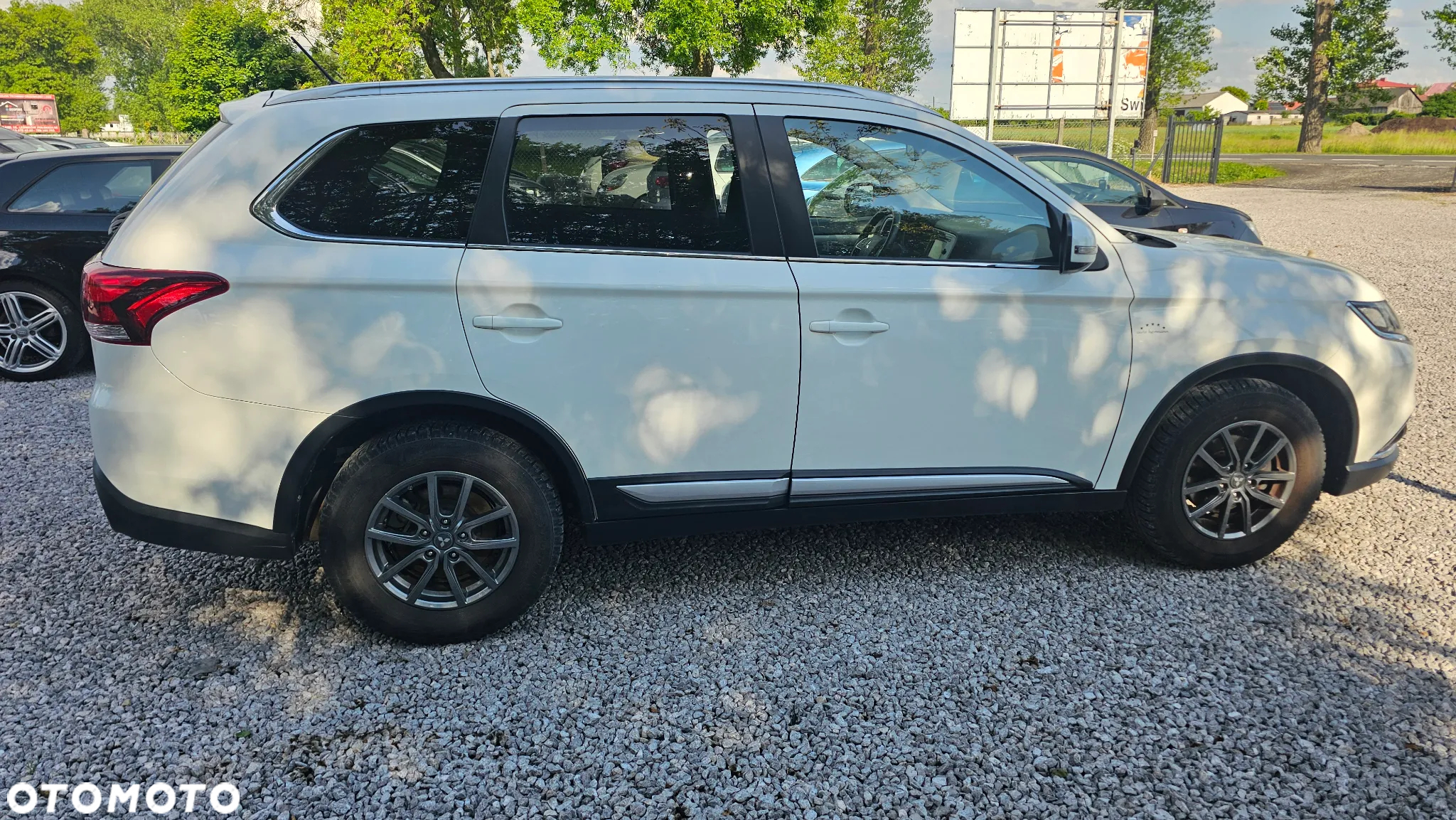 Mitsubishi Outlander 2.0 2WD Active - 7