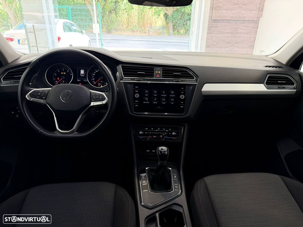 VW Tiguan 1.5 TSI Confortline - 9