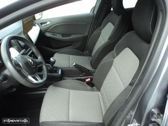 Renault Clio 1.0 TCe Evolution Bi-Fuel - 14