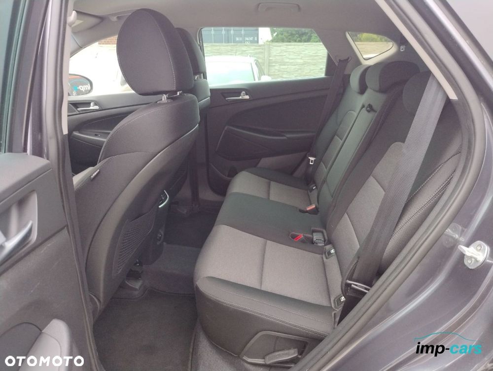 Hyundai Tucson - 16