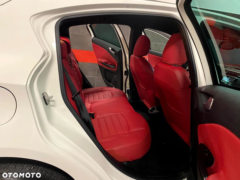 Alfa Romeo Giulietta 1.4 TB 16V Multiair Turismo - 21