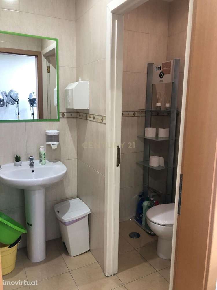 Excelente loja em Corroios - Grande imagem: 2/7