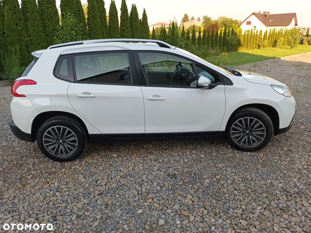 Peugeot 2008 1.2 VTi Allure - 5