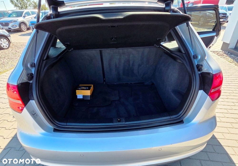Audi A3 Sportback - 21