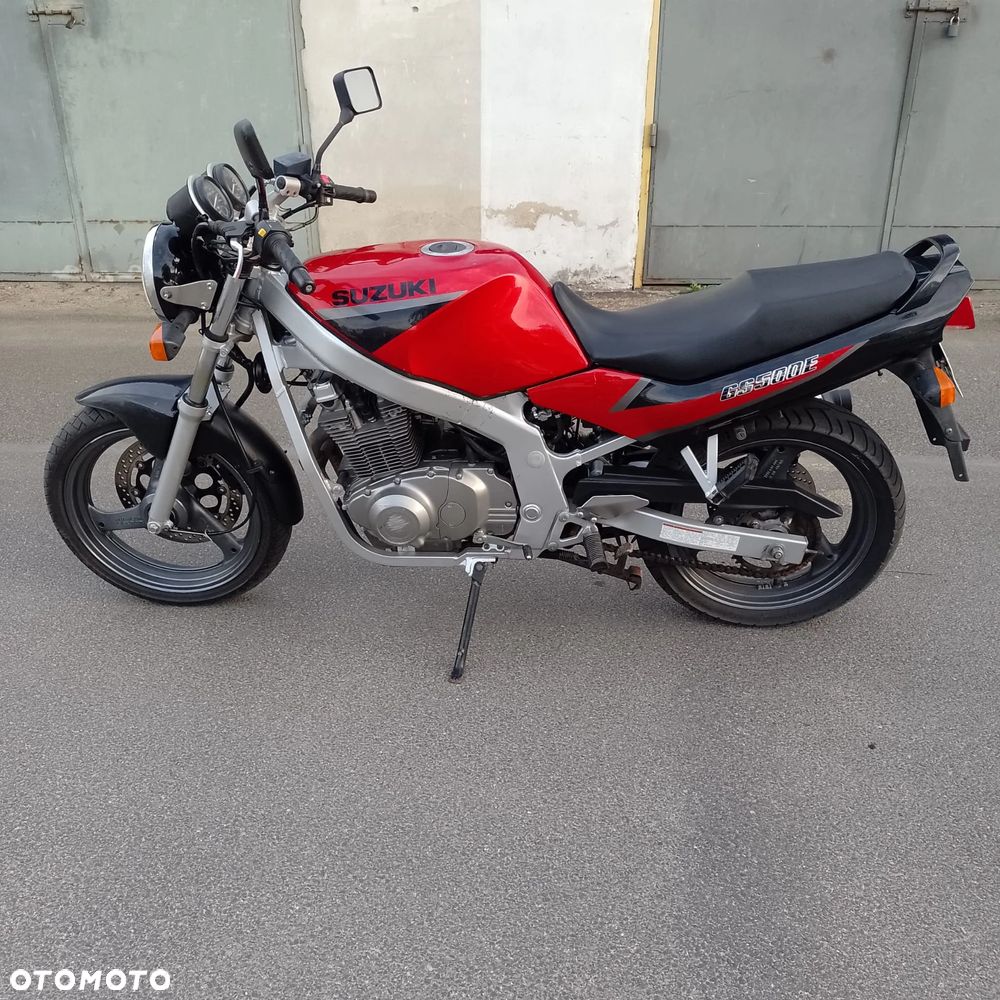 Suzuki GS - 10