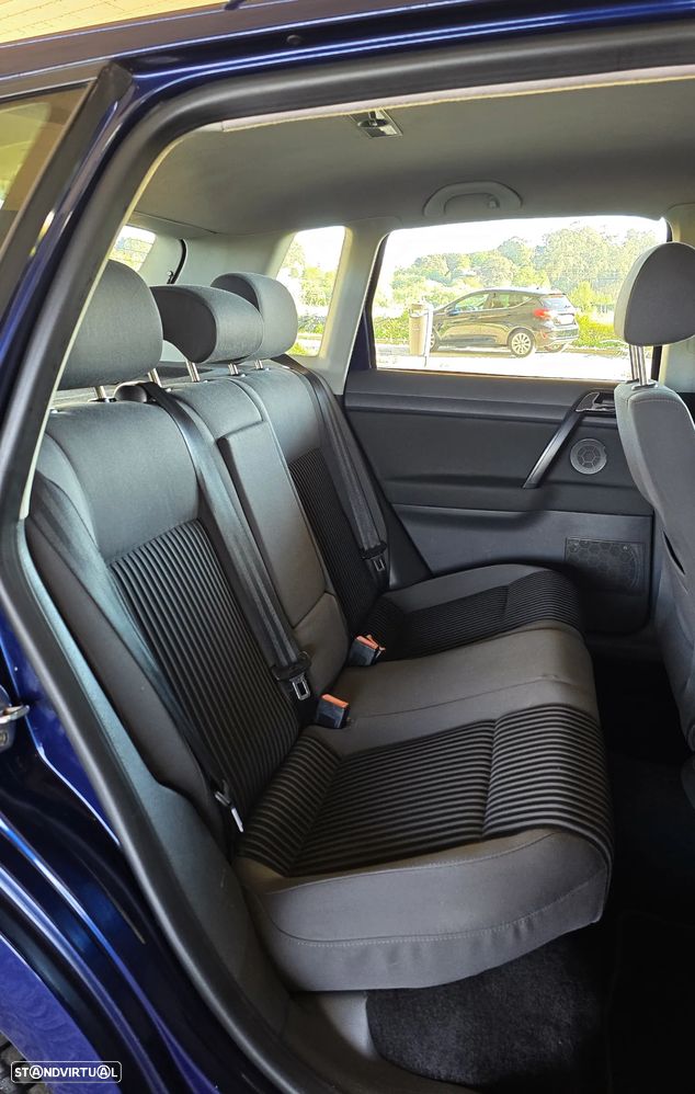 VW Polo 1.4 TDi Sportline - 8